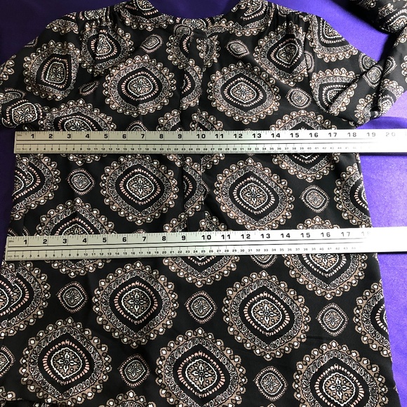 📌 Loft Retro Design A-Line Dress with Ruffle Hem and Long Sleeves - Picture 4 of 12